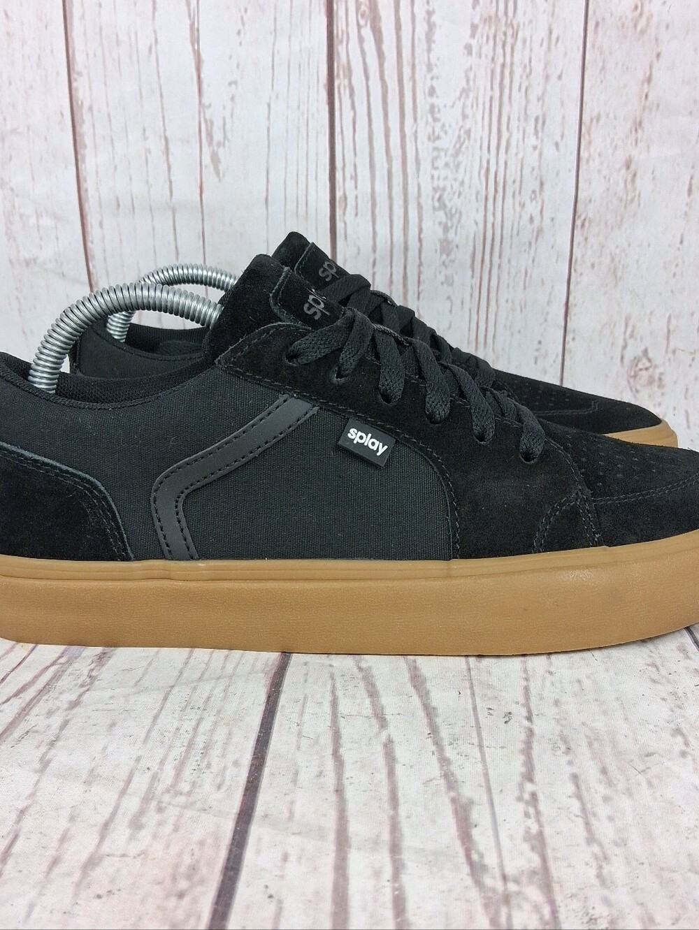 New Splay REV LT Amsterdam Barefoot Skate Shoes Black Suede Gum Womens Size 9